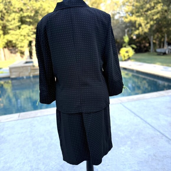 BEAUTIFUL DRESS BARN BLACK AND LIME GREEN  POLK- A-DOT SUIT-SKIRT SET - Picture 4 of 4